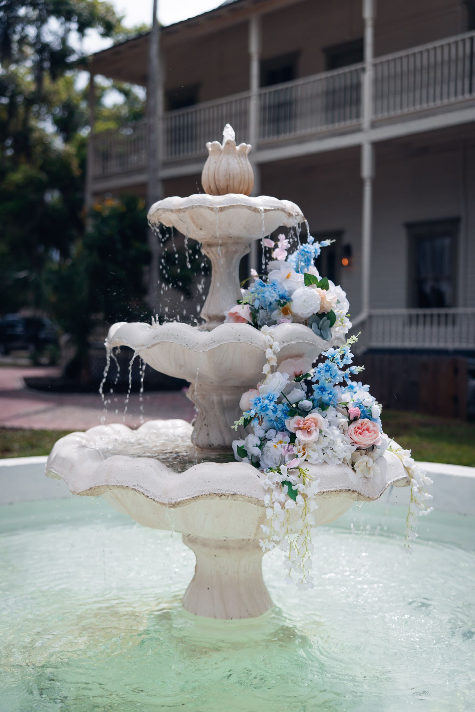 The fountain on the lawn